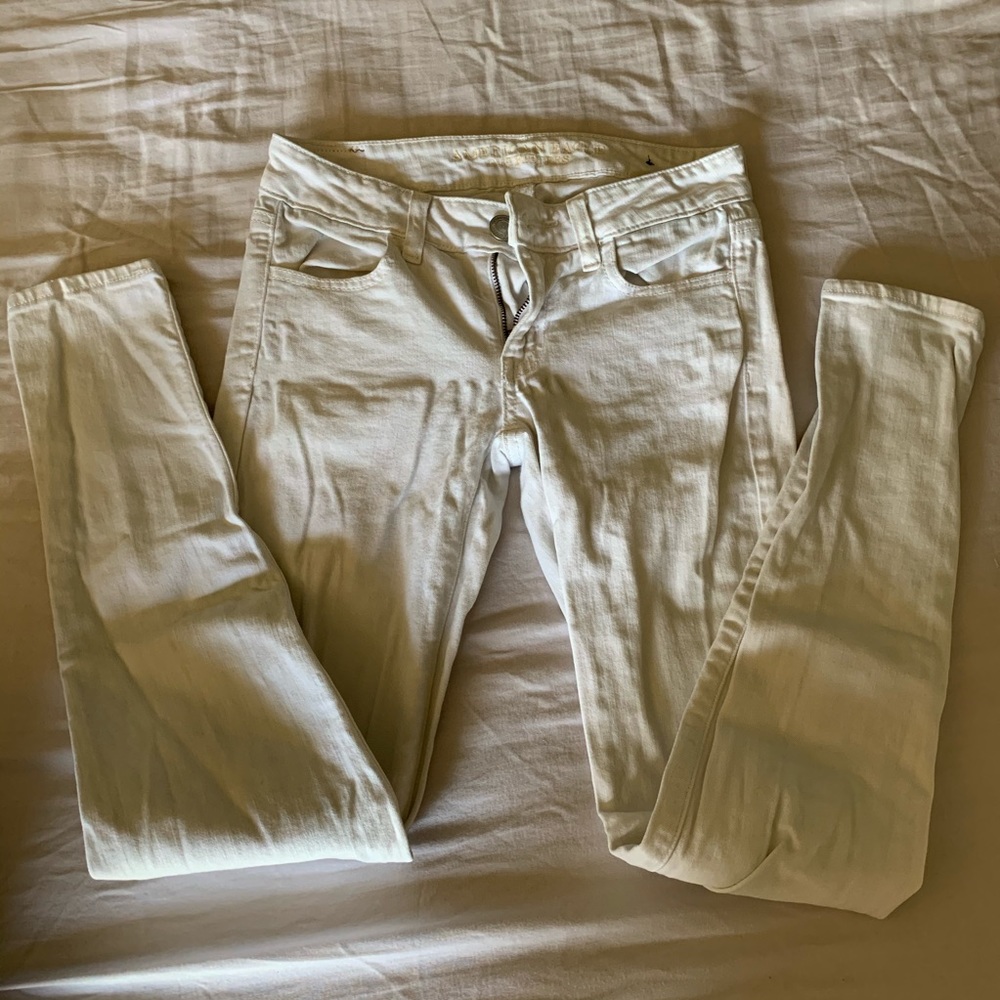 American Eagle white skinny jeans